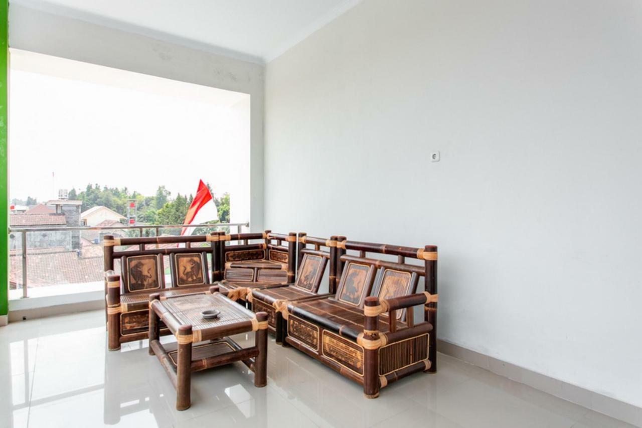 RedDoorz near Universitas Muhammadiyah Yogyakarta Jarakan Bagian luar foto